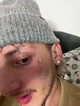 Scott sex7 online show from 03.04.26