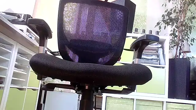 Snapshot of boy-nude chatting on 02.17.25 boy-nude online show from 02.17.25