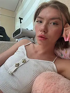 Snapshot of Lisaaa_Alisa chatting on 07.20.26 Lisaaa Alisa online show from 07.20.26