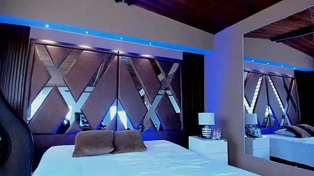 carina rossi online show from 02.25.25