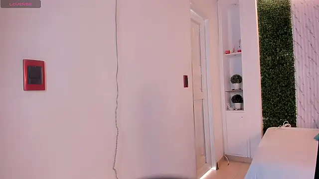 carina rossi online show from 10.16.25