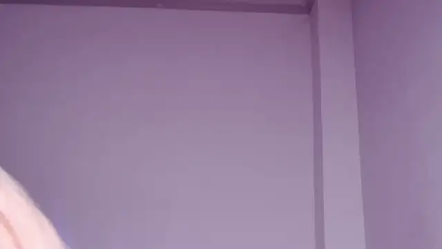 caarlywhitee online show from 09.25.25