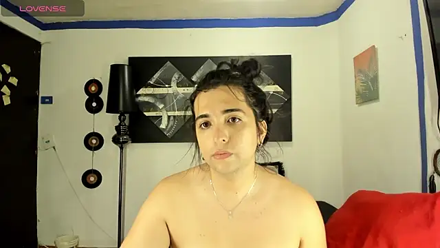 SARAMISHA online show from 09.27.25