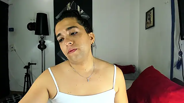 SARAMISHA online show from 04.25.26