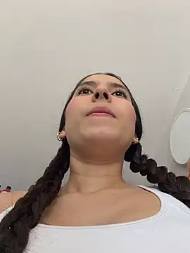 LittleDoll    online show from 05.12.26