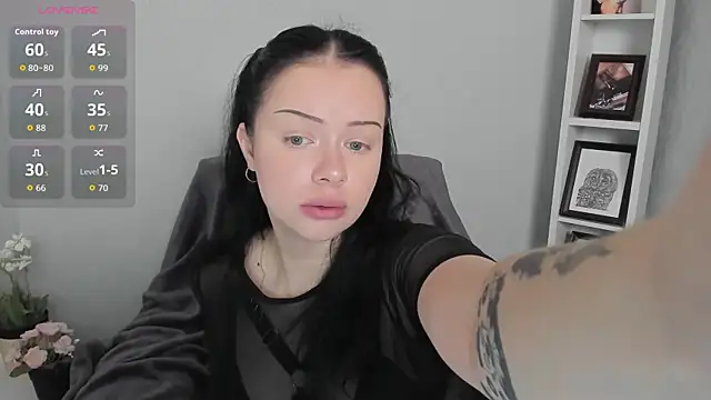 Lori  Hell online show from 06.07.26