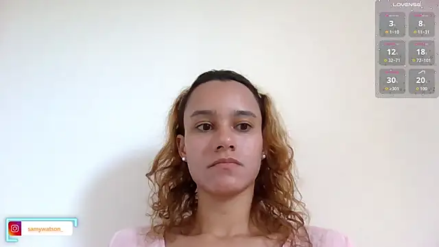 Snapshot of SamanthaWatson chatting on 10.31.25 SamanthaWatson online show from 10.31.25