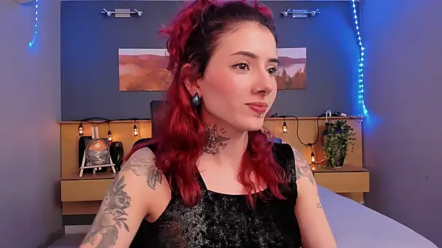 LiliJones  online show from 01.09.25