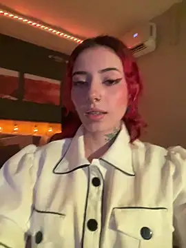 LiliJones  online show from 01.13.25