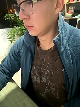 Snapshot of 97banana chatting on 09.23.25 97banana online show from 09.23.25