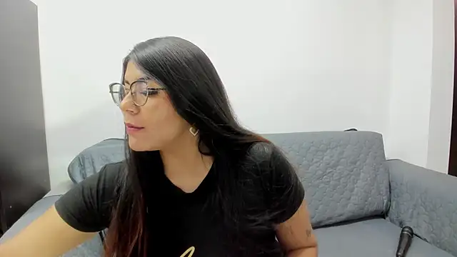 Luna Dumont online show from 11.02.25