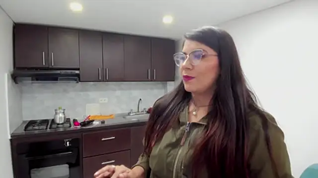 Luna Dumont online show from 11.25.25