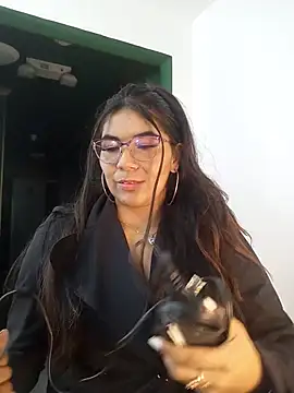 Luna Dumont online show from 07.08.26