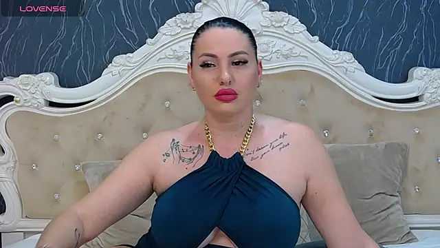 Snapshot of Lauren_Saint chatting on 03.17.25 Lauren Saint online show from 03.17.25