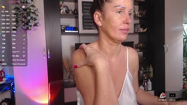 SheilaRyan online show from 12.21.25