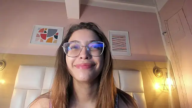 Dollar-girl online show from 12.31.24