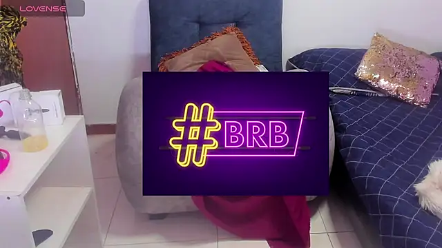 Snapshot of harly__queen chatting on 12.02.24 harly queen online show from 12.02.24