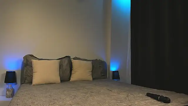 ShySara online show from 02.15.25