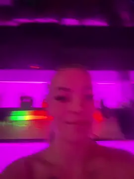 Snapshot of LizzyLush_ chatting on 03.21.25 LizzyLush  online show from 03.21.25