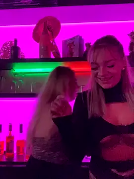 Snapshot of LizzyLush_ chatting on 09.13.25 LizzyLush  online show from 09.13.25