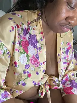 Snapshot of juicesowet chatting on 01.19.25 juicesowet online show from 01.19.25