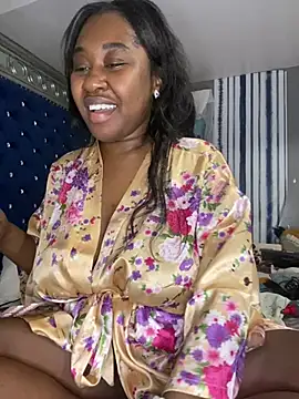 Snapshot of juicesowet chatting on 01.19.25 juicesowet online show from 01.19.25