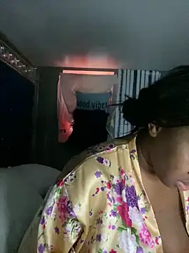 Snapshot of juicesowet chatting on 01.22.25 juicesowet online show from 01.22.25