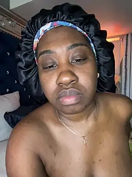 Snapshot of juicesowet chatting on 03.11.25 juicesowet online show from 03.11.25