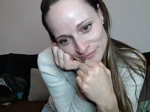 Snapshot of naikah714 chatting on 02.03.25 naikah714 online show from 02.03.25