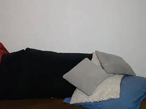 Snapshot of naikah714 chatting on 11.05.25 naikah714 online show from 11.05.25