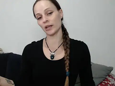 Snapshot of naikah714 chatting on 02.12.26 naikah714 online show from 02.12.26