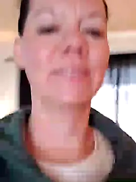 SidneyRaee online show from 12.30.24