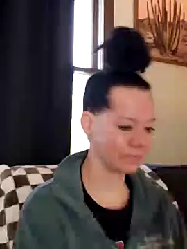 SidneyRaee online show from 01.06.25