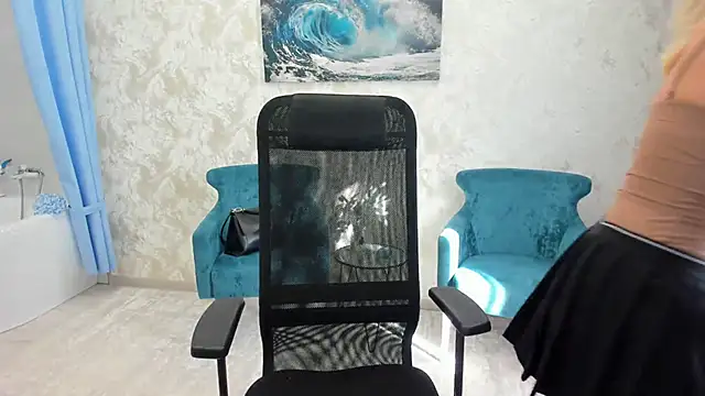 Snapshot of Sinty_Devis chatting on 03.07.25 Sinty Devis online show from 03.07.25