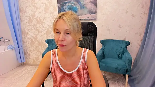 Snapshot of Sinty_Devis chatting on 03.07.25 Sinty Devis online show from 03.07.25