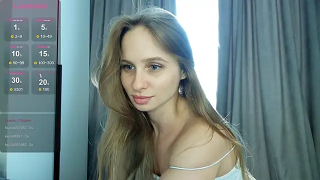 Snapshot of Mad1en chatting on 03.04.25 Mad1en online show from 03.04.25