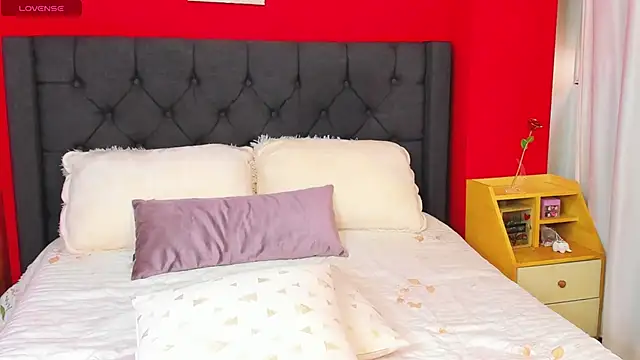 SophiaLiu online show from 06.19.26