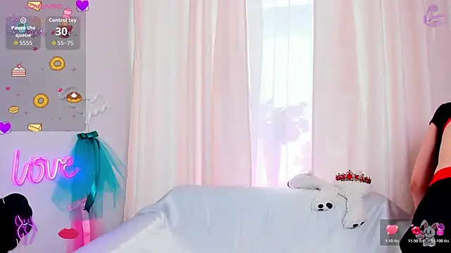 jessica tiny online show from 06.27.26