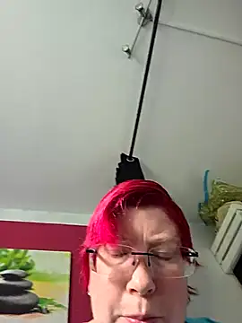 Snapshot of dieGeile0411 chatting on 10.25.25 dieGeile0411 online show from 10.25.25