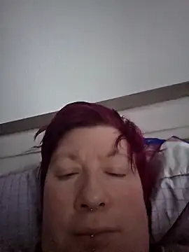 Snapshot of dieGeile0411 chatting on 02.12.26 dieGeile0411 online show from 02.12.26