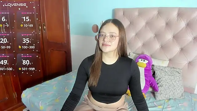 Snapshot of _Sarahh_0 chatting on 02.18.25 Sarahh 0 online show from 02.18.25