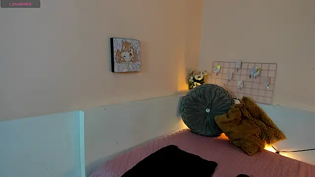 Snapshot of _Sarahh_0 chatting on 09.11.25 Sarahh 0 online show from 09.11.25