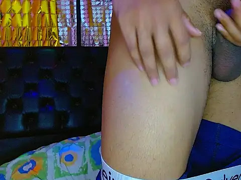 Snapshot of ray_and_666 chatting on 02.14.26 ray and 666 online show from 02.14.26