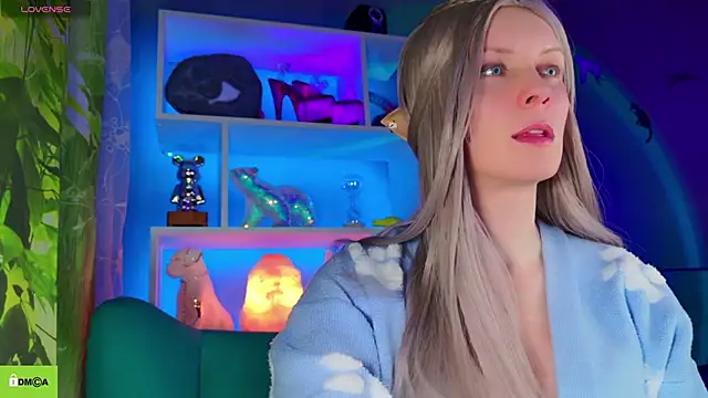 Flash Summer online show from 02.24.26