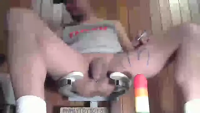 Snapshot of Sascha_XXX chatting on 02.05.25 Sascha XXX online show from 02.05.25