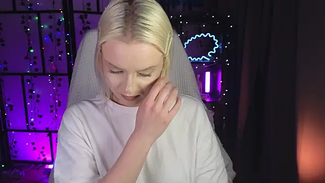 ImBonBon online show from 05.04.26