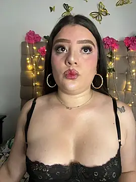 Jullieetta online show from 06.28.26