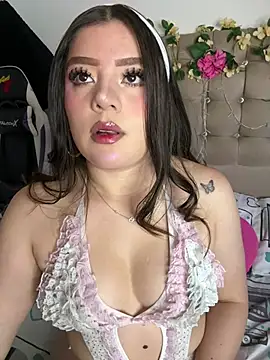 Jullieetta online show from 07.14.26