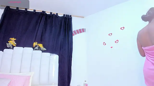 RoxannaBlanche online show from 02.17.26