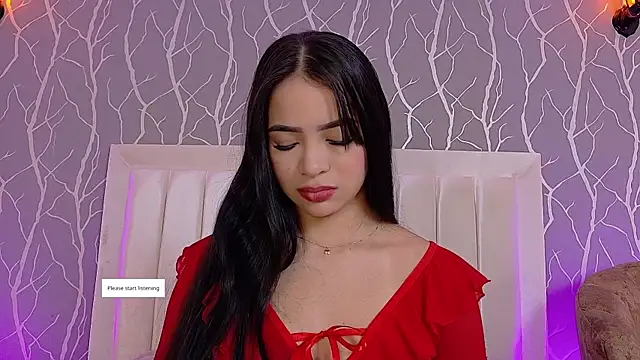 Snapshot of madison_fox1 chatting on 11.26.25 madison fox1 online show from 11.26.25